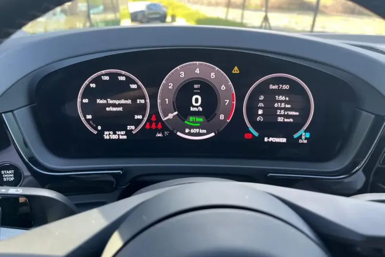 Porsche Cayenne din 2024 cu 25.000 km - oferta POR126767 - foto 8