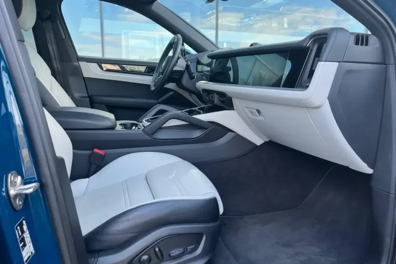 Porsche Cayenne din 2024 cu 25.000 km - oferta POR126767 - foto 13