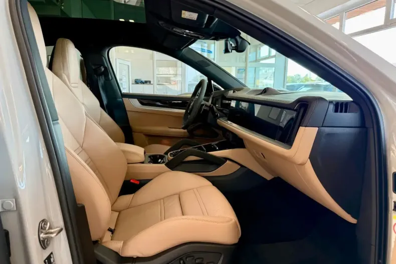 Porsche Cayenne din 2023 cu 33.598 km - oferta POR126772 - foto 14