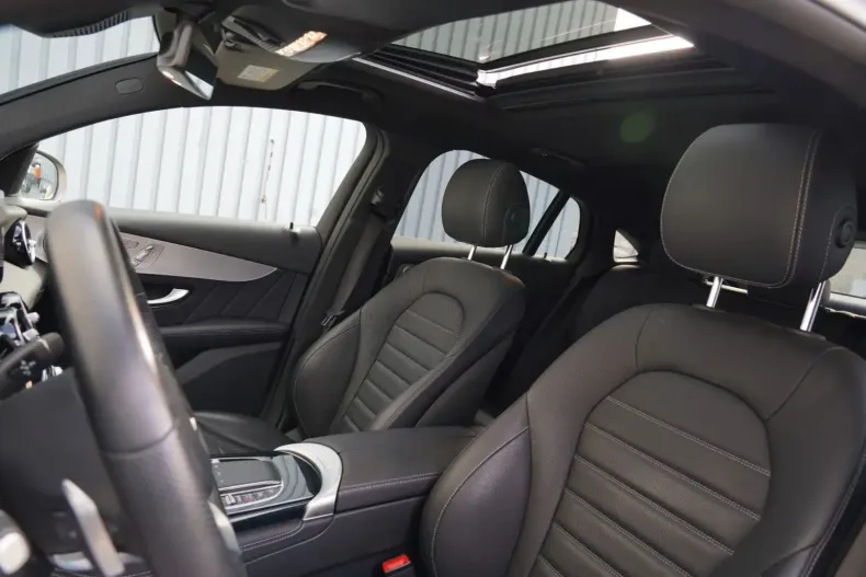 Mercedes-Benz GLC 300 din 2020 cu 46.000 km - oferta MER126773 - foto 9