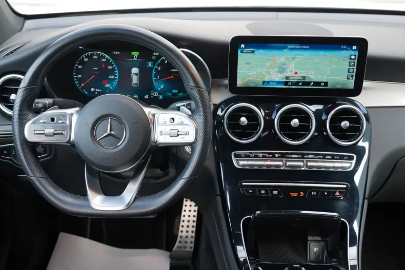 Mercedes-Benz GLC 300 din 2020 cu 46.000 km - oferta MER126773 - foto 13
