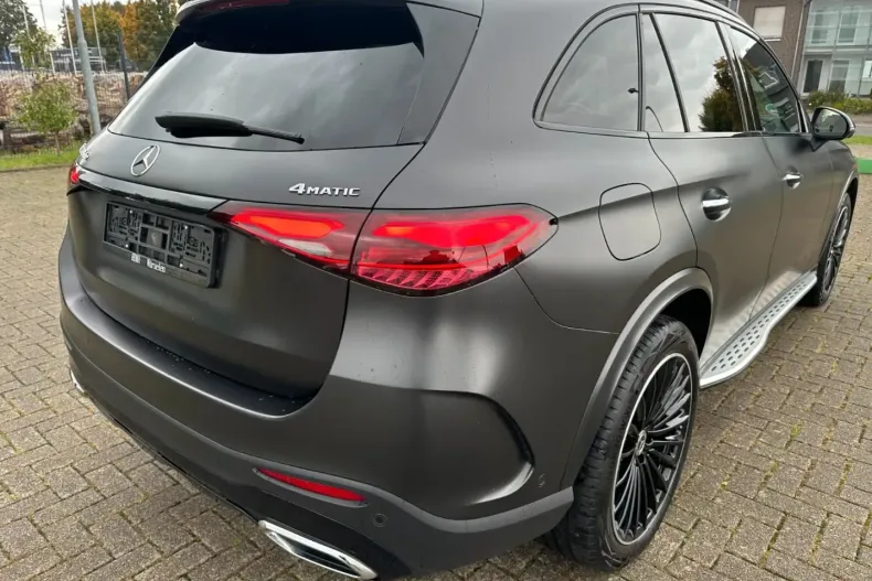 Mercedes-Benz GLC 300 din 2024 cu 24.702 km - oferta MER126774 - foto 6