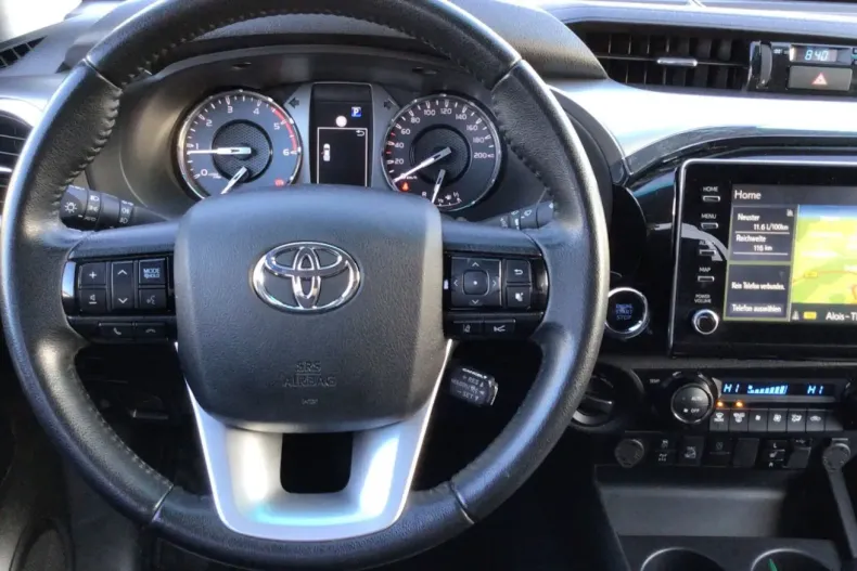 Toyota Hilux din 2023 cu 37.600 km - oferta TOY126784 - foto 12