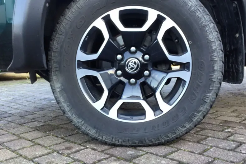 Toyota Hilux din 2023 cu 37.600 km - oferta TOY126784 - foto 14