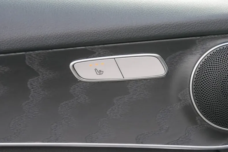 Mercedes-Benz GLC 300 din 2020 cu 50.969 km - oferta MER126786 - foto 13