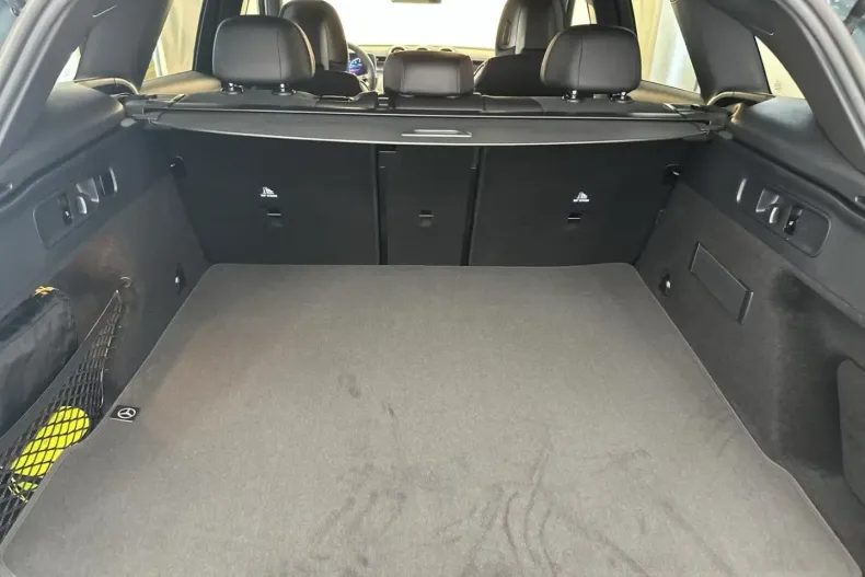 Mercedes-Benz GLC 200 din 2025 cu 7.244 km - oferta MER126788 - foto 3