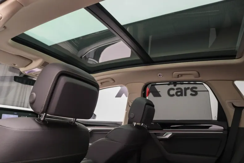 Volkswagen Touareg din 2021 cu 72.609 km - oferta VOL126789 - foto 7