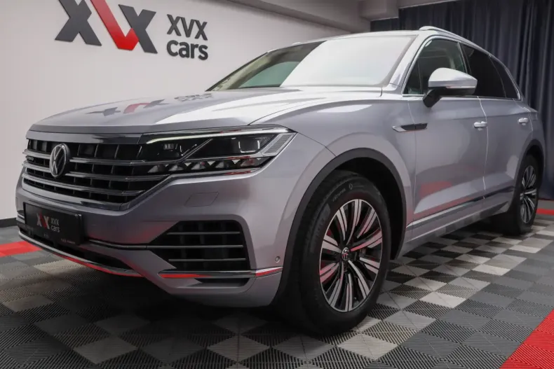 Volkswagen Touareg din 2021 cu 72.609 km - oferta VOL126789 - foto 8