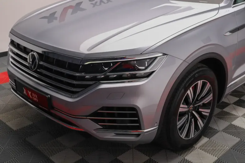 Volkswagen Touareg din 2021 cu 72.609 km - oferta VOL126789 - foto 12