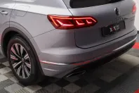 Volkswagen Touareg din 2021 cu 72.609 km - oferta VOL126789 - foto 20