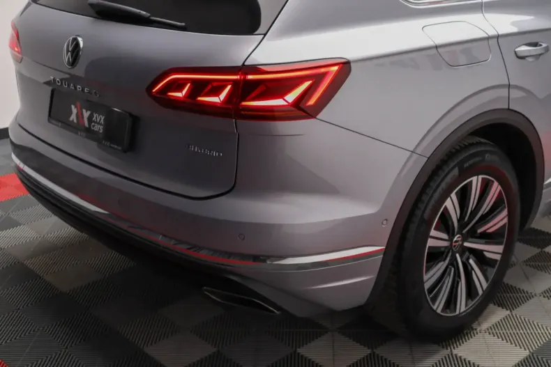 Volkswagen Touareg din 2021 cu 72.609 km - oferta VOL126789 - foto 22