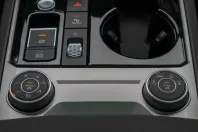 Volkswagen Touareg din 2021 cu 72.609 km - oferta VOL126789 - foto 31