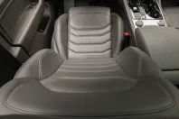 Volkswagen Touareg din 2021 cu 72.609 km - oferta VOL126789 - foto 32