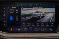 Volkswagen Touareg din 2021 cu 72.609 km - oferta VOL126789 - foto 34