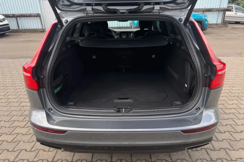 Volvo V60 Cross Country din 2020 cu 82.000 km - oferta VOL126798 - foto 9