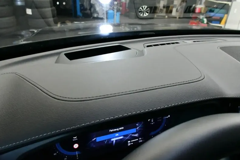 Volvo XC60 din 2024 cu 19.600 km - oferta VOL126805 - foto 14