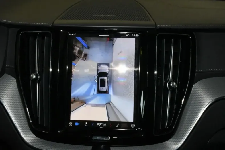 Volvo XC60 din 2024 cu 19.600 km - oferta VOL126805 - foto 17