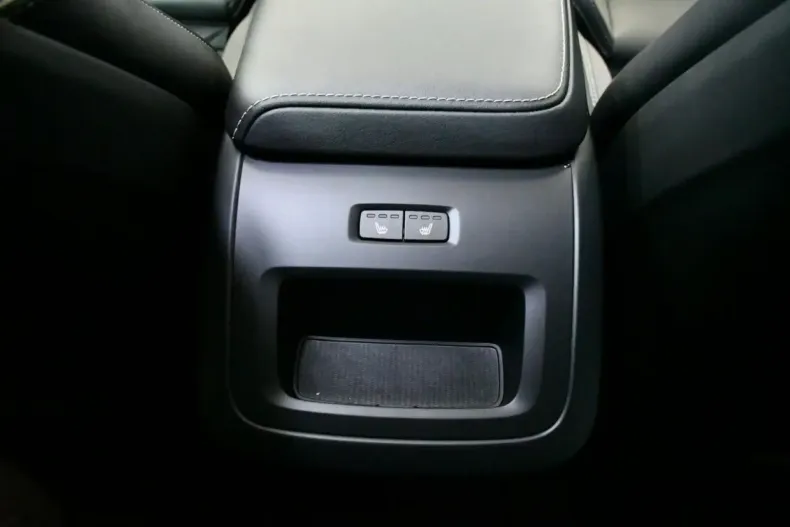 Volvo XC60 din 2024 cu 19.600 km - oferta VOL126805 - foto 27