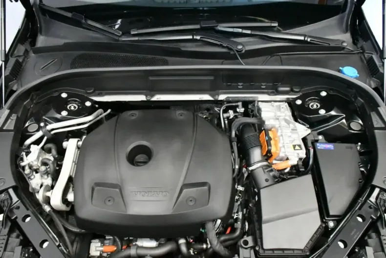 Volvo XC60 din 2024 cu 19.600 km - oferta VOL126805 - foto 29