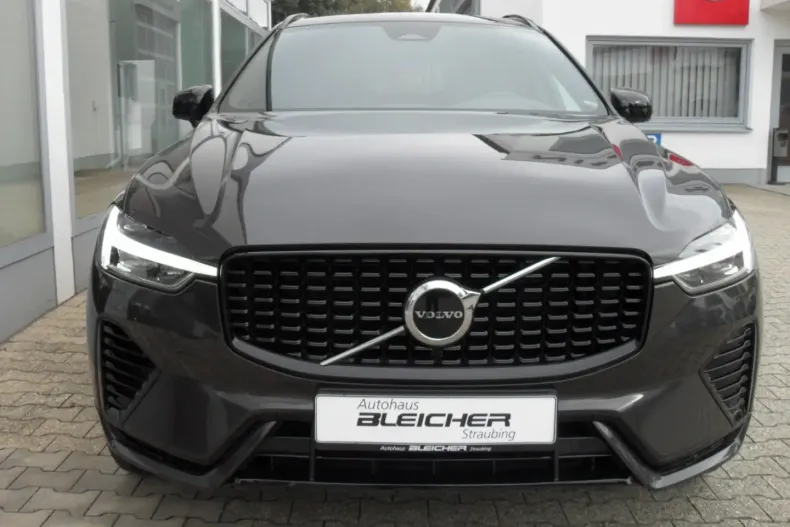 Volvo XC60 din 2022 cu 32.623 km - oferta VOL126806 - foto 2
