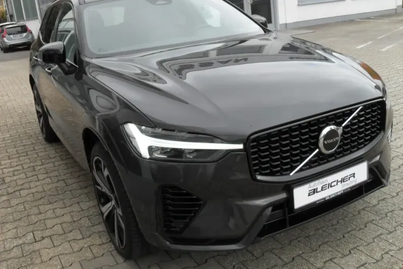 Volvo XC60 din 2022 cu 32.623 km - oferta VOL126806 - foto 3