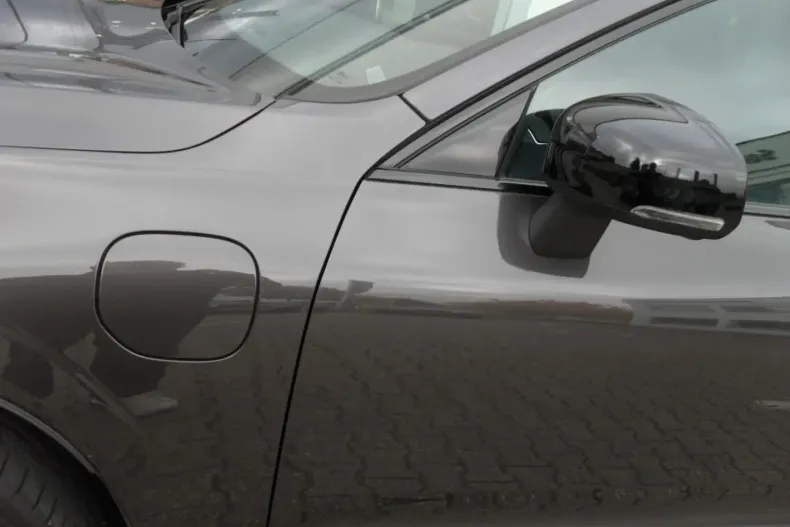 Volvo XC60 din 2022 cu 32.623 km - oferta VOL126806 - foto 7