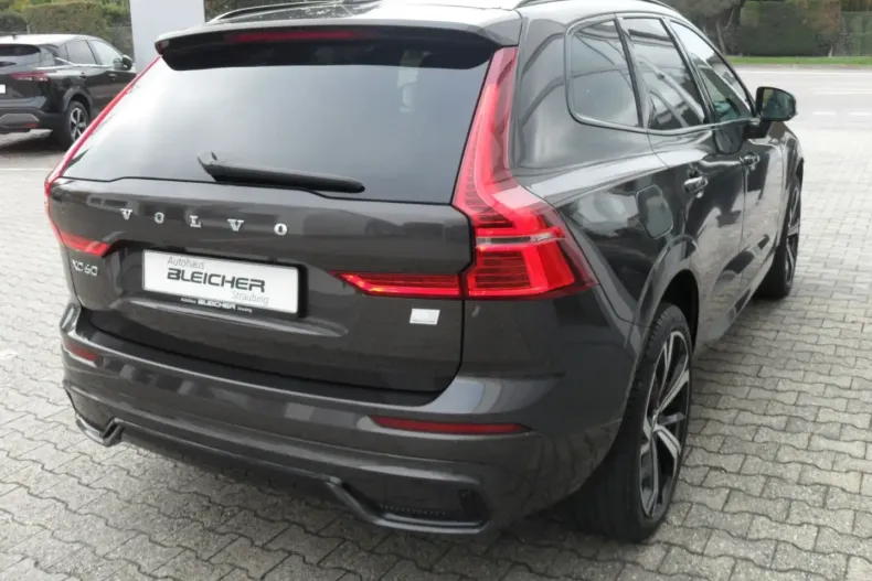 Volvo XC60 din 2022 cu 32.623 km - oferta VOL126806 - foto 11