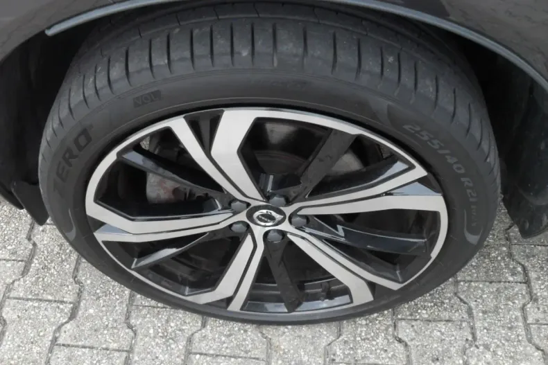 Volvo XC60 din 2022 cu 32.623 km - oferta VOL126806 - foto 12