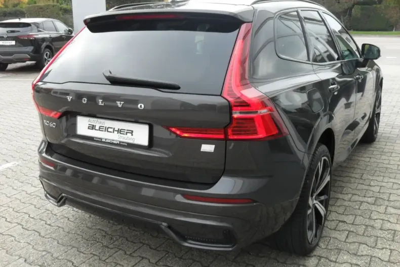 Volvo XC60 din 2022 cu 32.623 km - oferta VOL126806 - foto 14