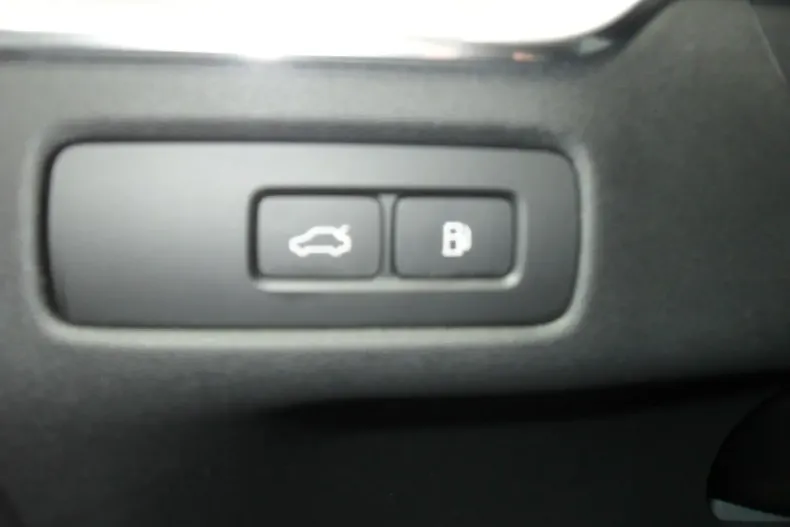 Volvo XC60 din 2022 cu 32.623 km - oferta VOL126806 - foto 16