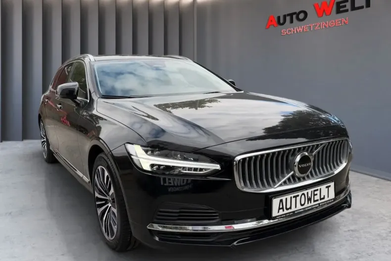 Volvo V90 din 2023 cu 35.233 km - oferta VOL126807 - foto 1