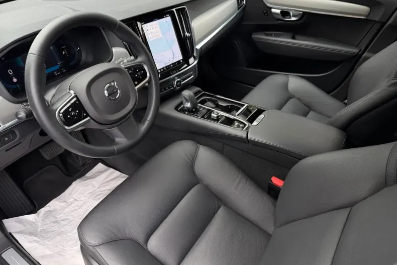Volvo V90 din 2023 cu 35.233 km - oferta VOL126807 - foto 7