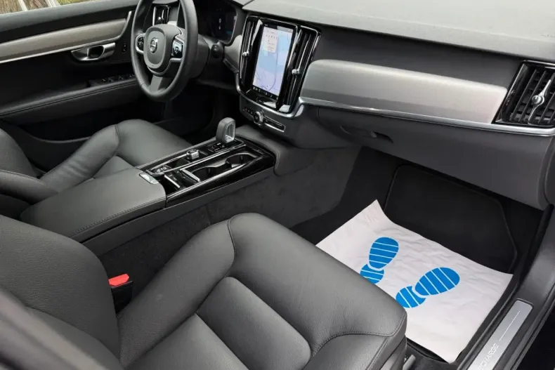 Volvo V90 din 2023 cu 35.233 km - oferta VOL126807 - foto 9