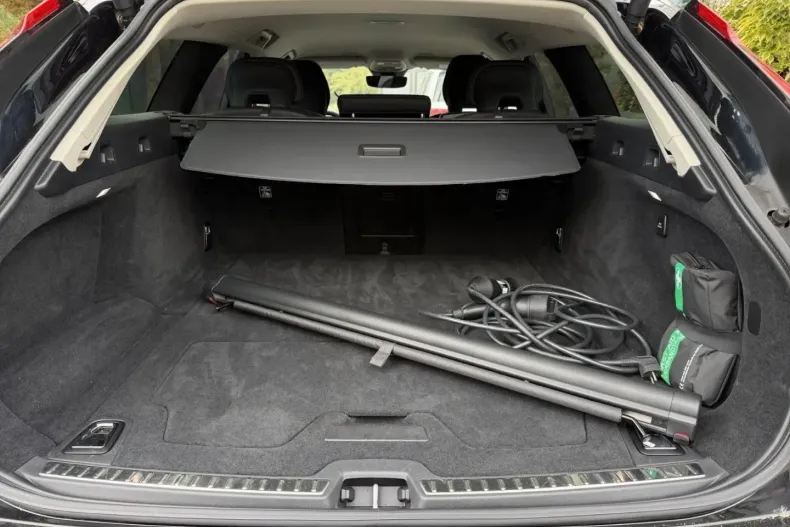 Volvo V90 din 2023 cu 35.233 km - oferta VOL126807 - foto 17