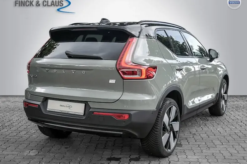 Volvo XC40 din 2023 cu 74.950 km - oferta VOL126809 - foto 4