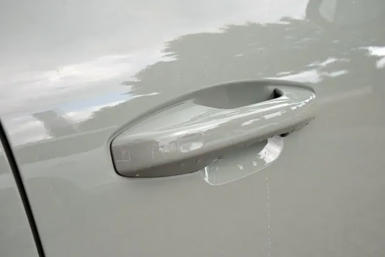 Volvo XC40 din 2023 cu 74.950 km - oferta VOL126809 - foto 11