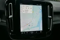 Volvo XC40 din 2023 cu 74.950 km - oferta VOL126809 - foto 21