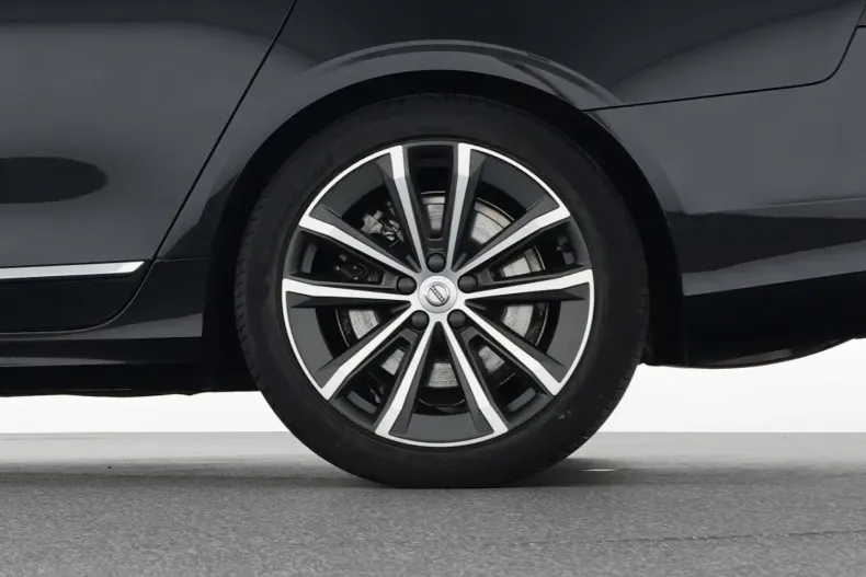 Volvo V90 din 2021 cu 70.175 km - oferta VOL126811 - foto 21