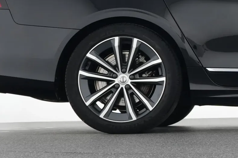 Volvo V90 din 2021 cu 70.175 km - oferta VOL126811 - foto 23