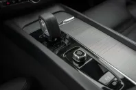 Volvo XC60 din 2023 cu 27.900 km - oferta VOL126812 - foto 18