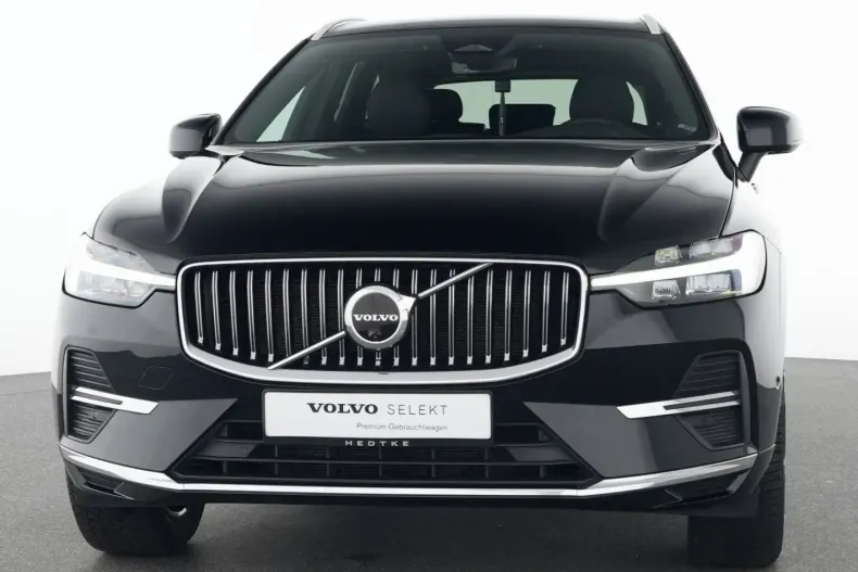 Volvo XC60 din 2023 cu 32.420 km - oferta VOL126813 - foto 2