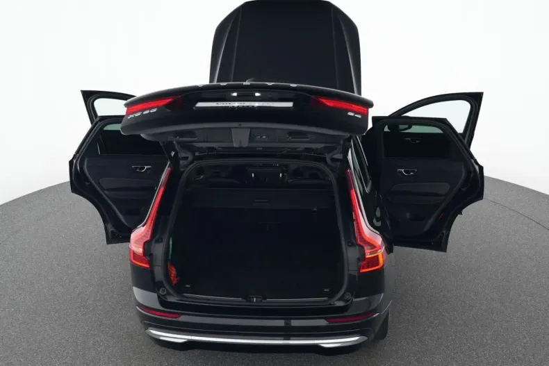 Volvo XC60 din 2023 cu 32.420 km - oferta VOL126813 - foto 18