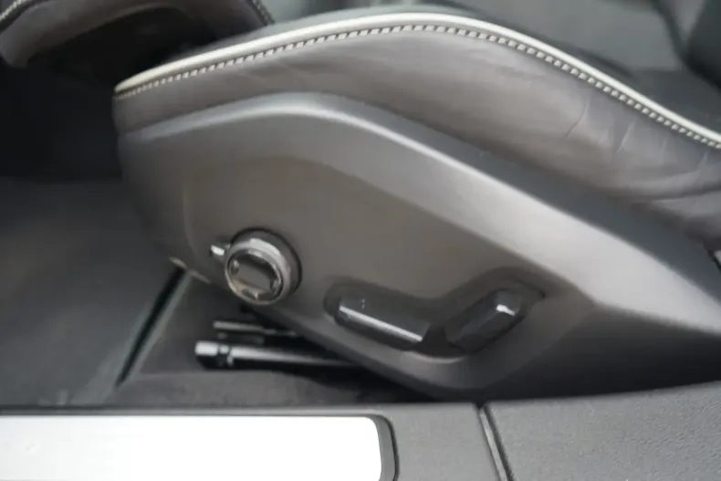 Volvo V60 din 2023 cu 35.960 km - oferta VOL126814 - foto 16