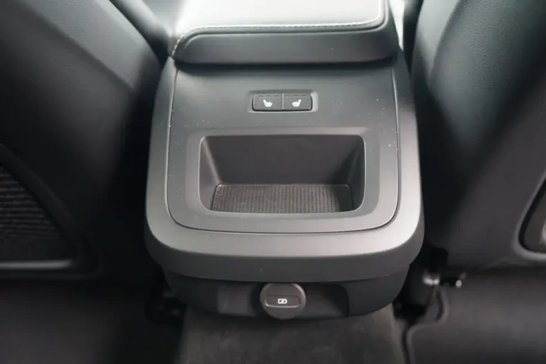 Volvo V60 din 2023 cu 35.960 km - oferta VOL126814 - foto 21