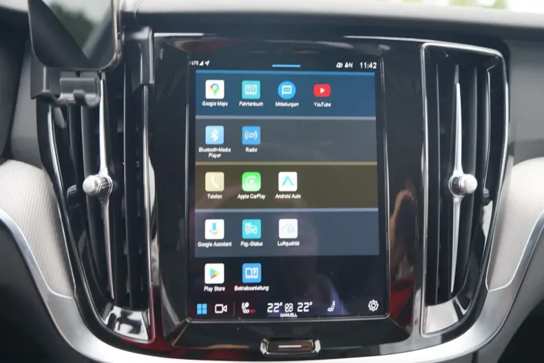 Volvo V60 din 2023 cu 35.960 km - oferta VOL126814 - foto 27