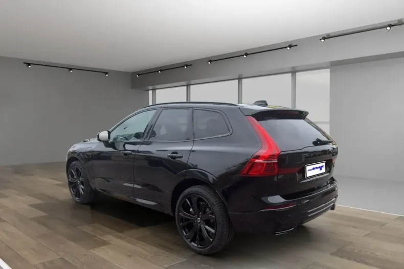 Volvo XC60 din 2025 cu 7.700 km - oferta VOL126815 - foto 4