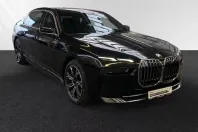 BMW 750 din 2024 cu 20.590 km - oferta BMW126816 - foto 3