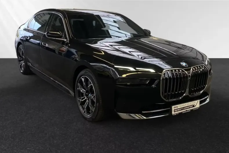 BMW 750 din 2024 cu 20.590 km - oferta BMW126816 - foto 3