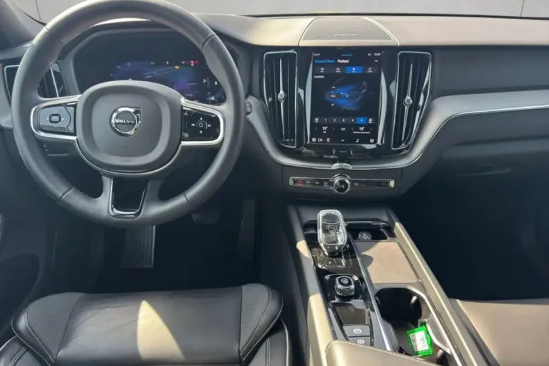 Volvo XC60 din 2024 cu 12.850 km - oferta VOL126818 - foto 9