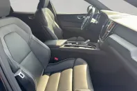 Volvo XC60 din 2024 cu 12.850 km - oferta VOL126818 - foto 13